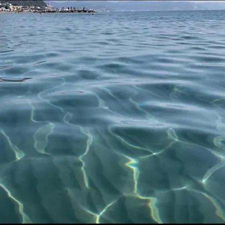 Casa Vera- Luminoso Bilocale A Due Passi Dal Mare 아파트